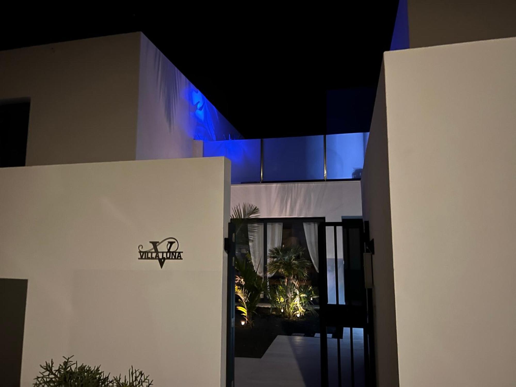 Luna Villa