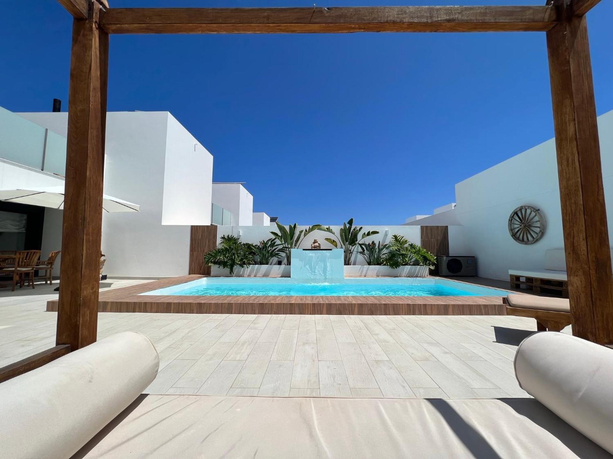 Luna Villa Lajares