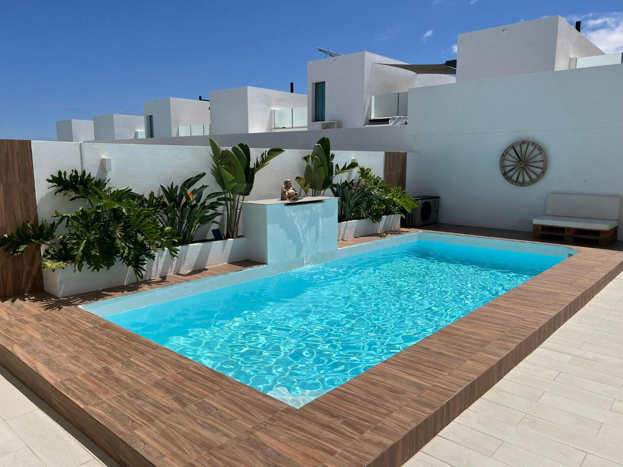 Luna Villa Lajares