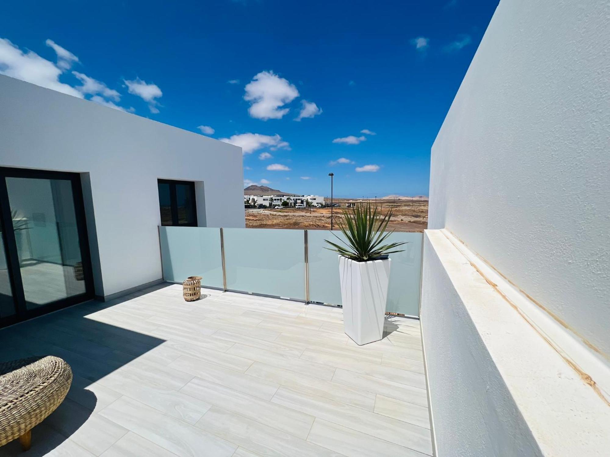 Luna Villa